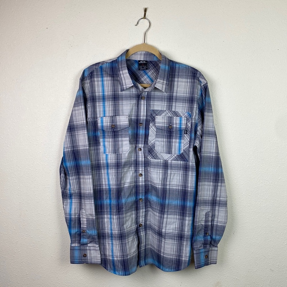 Oakley | Men's Plaid Blue Gray Button Down Shirt M